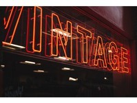 Isle Buy Retro - Wightbay.com
