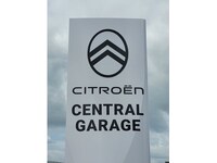 Central Garage Newport - Wightbay.com