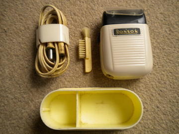 1950's Rolson Shaver, Working Condition and in Ori in Sandown