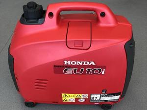 HONDA Portable 1kw Inverter Generator in Yarmouth