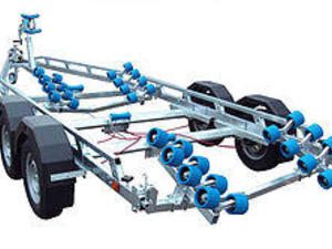 REBEL MARINE EXT2400 SUPER ROLLER BOAT TRAILER in Ryde