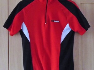 Cycling top 'Bicycle Line' in VGC, medium size, hardly used. in Sandown