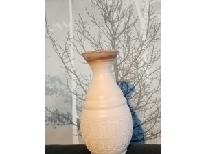 Indonesian handmade vase, peach coloured £3 in Sandown