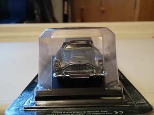 Aston Martin DB5 1:43 Model Car Models in East Cowes