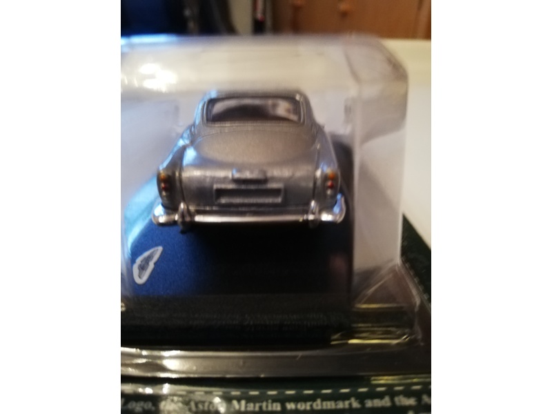 Aston Martin DB5 1:43 Model Car Models