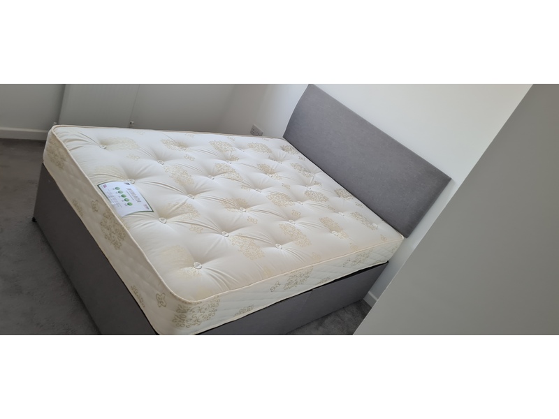 NEW DOUBLE DIVAN SET ( WITH MATTRESS) in Ryde