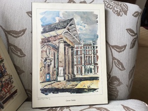 2 pictures of London