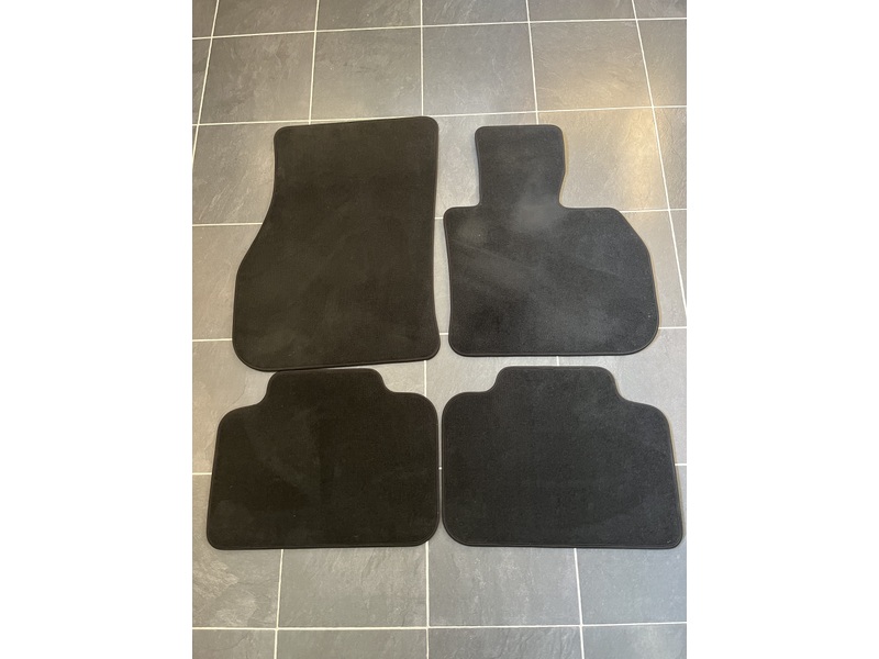 Mini countryman car mats in Newport