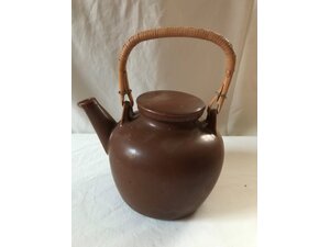 Swedish Gefle Vintage Tea Pot in Totland Bay