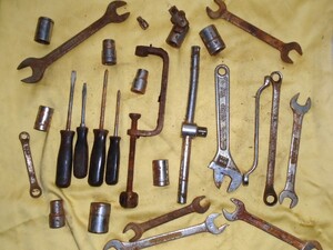 Assortment of various hand tools, sockets & spanners . in Sandown