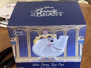 Disney Beauty & The Beast Mrs Potts Teapot. New & Boxed in Sandown
