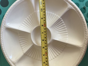 Wedgwood Edme Queensware Footed Serving Dish. Possibly Oyster Server in Sandown