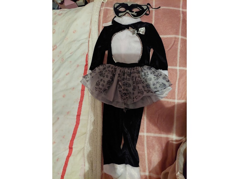 Halloween childs  cat costume  in Ryde