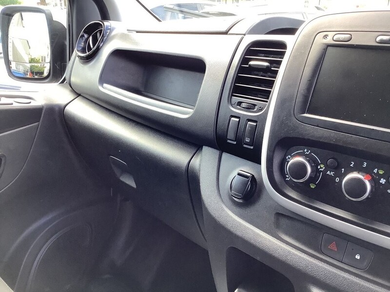 Portsmouth Renault Trafic 2021