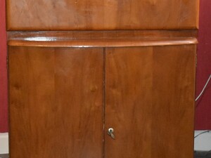 Beautiful Bird's Eye Maple Art Deco Turnidge of London Cocktail Cabinet. VVGC! in Sandown