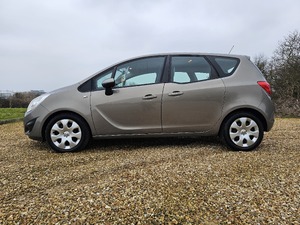 2011 Vauxhall Meriva Exclusive CDTi Automatic