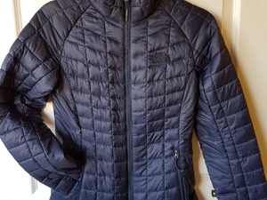 THE NORTH FACE WOMENS JACKET, NAVY, EXTRA SMALL in Ryde