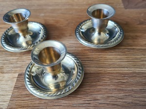 TRIO OF SOLID BRASS CANDLE HOLDER WITH ATTACHED UNDER TRAY 40mm TALL X 65mm DIA in Seaview