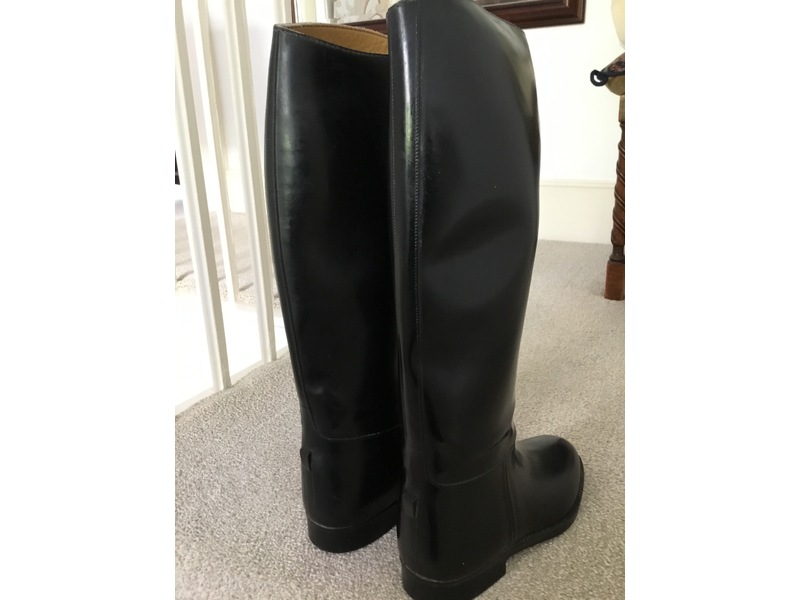 Aigle Black Rubber Riding Boots in Ventnor