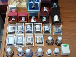 Lot of 35 Collectable Thimbles - Mainly Bone Chine and Boxed - Special. in Cowes
