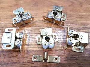 5 Double Roller Catch Brass Colour Cupboard Cabinet Door Latch Caravan in Seaview