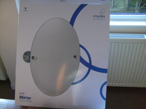 BRAND NEW CROYDEX ADJUSTIBLE OVAL BATHROOM MIRROR in Ryde
