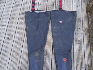 Size 6 - Waders - Thigh High Safety Boots in Freshwater