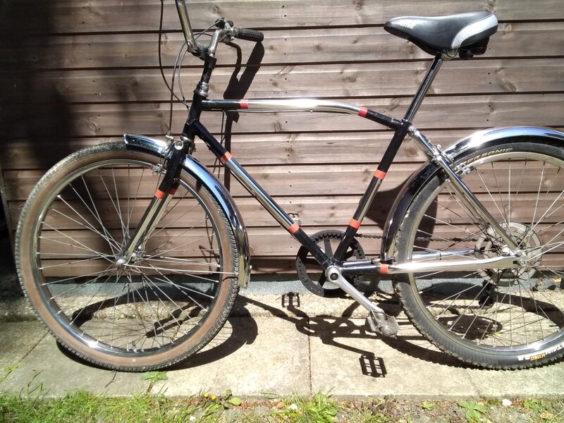 RALEIGH BOMBER in Ryde