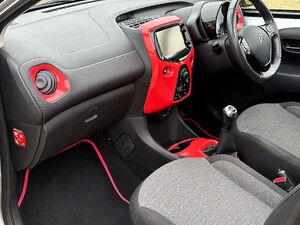 2014 (64) Citroen C1 1.2 PureTech Flair Airscape