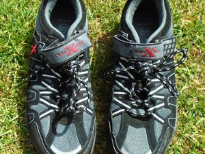 Cross X bike trainers size 8 in VGC hardly used. in Sandown