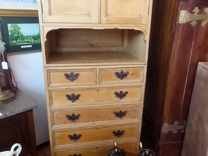 Linen press in Shanklin