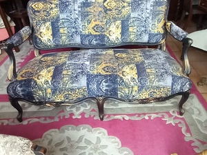 Victorian settee  in Shanklin