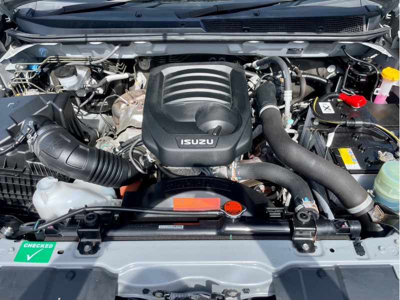 Isuzu D-max Newport