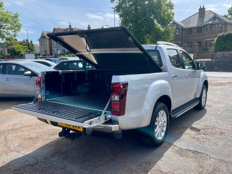 Isuzu D-max