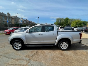 Newport SOLD - WE BUY ANY PICK UP TRUCK - isleBUYanyCar.com