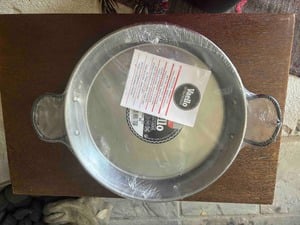 Vaello Paella Pan - Brand New in Newport