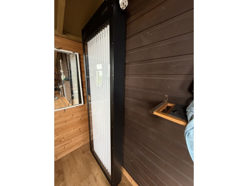 Body Pad tanning solarium in Seaview