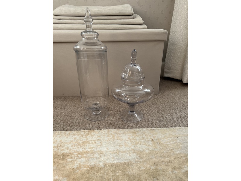 Apothecary glass jars Other Home Decor in Seaview