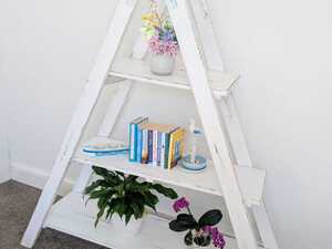Heritage White 3 Tier Ladder Unit/A Frame. in Cowes