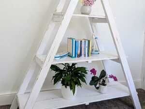 Heritage White 3 Tier Ladder Unit/A Frame. in Cowes