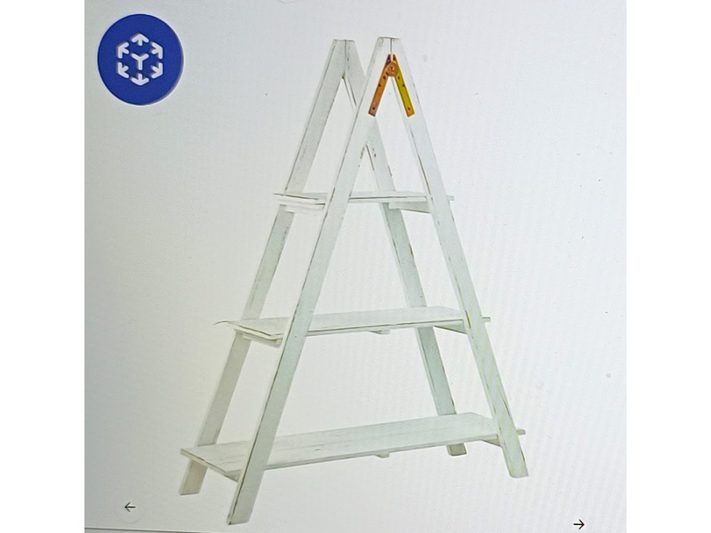Heritage White 3 Tier Ladder Unit/A Frame. in Cowes
