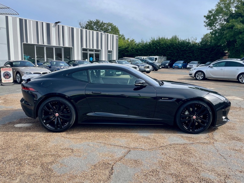 Jaguar F-type Newport