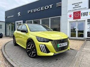 Peugeot e-208 2025