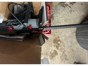 Oregon Chainsaw CS1500-092 in Cowes