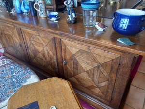Sideboard