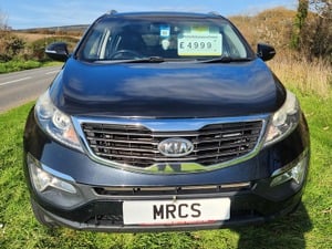 KIA SPORTAGE '2.0 FIRST EDITION' MODEL 2011 - 11 PLATE IN EBONY BLACK - *4 WHEEL DRIVE*