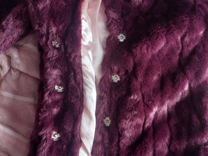 Child burgundy red fluxs fur coat in Ryde