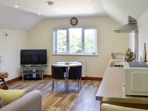 2 DOUBLE BEDROOM APARTMENT HOLIDAY LET