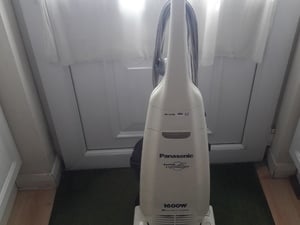 Panasonic MC-E468 1600W Super Lightweight Bagged Upright Vacuum Cleaner in Cowes