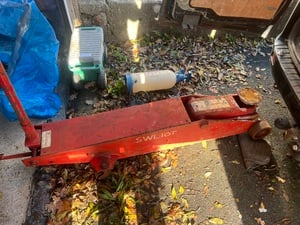 Sealey Viking 10 ton trolley jack  in Cowes